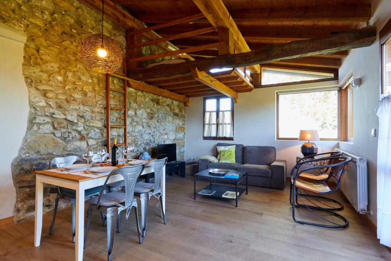 Urain Suites - Apartments At Flysch-Coast Zumaia Bagian luar foto