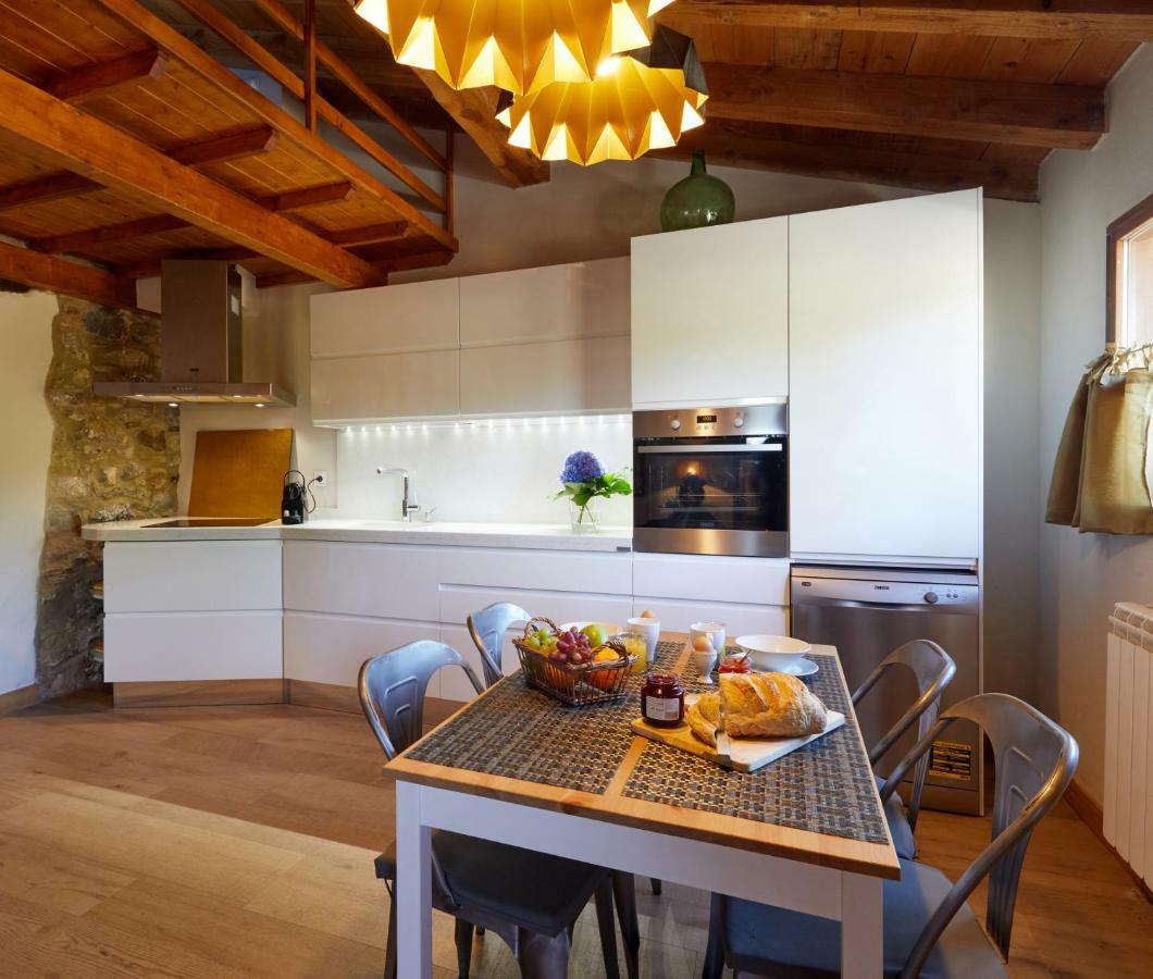 Urain Suites - Apartments At Flysch-Coast Zumaia Bagian luar foto