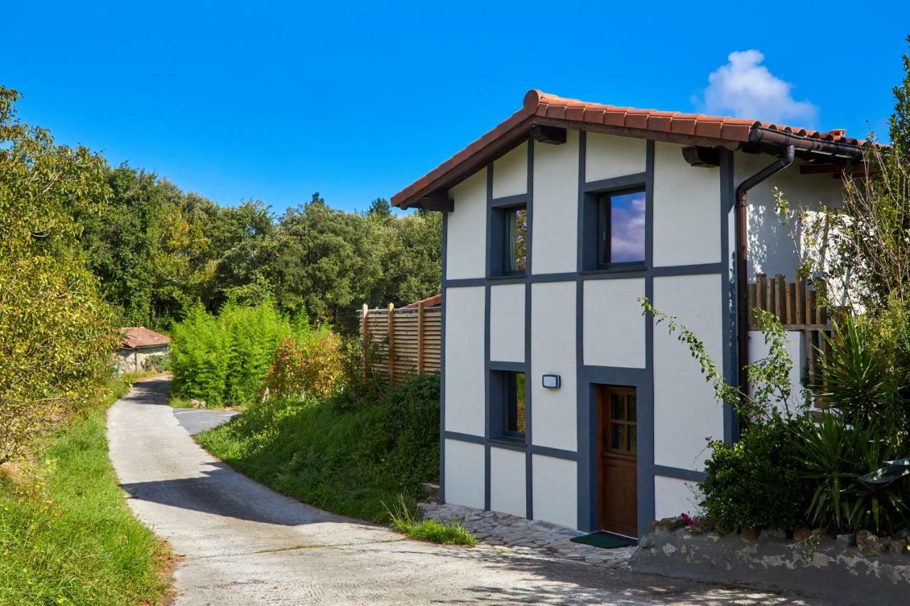 Urain Suites - Apartments At Flysch-Coast Zumaia Bagian luar foto