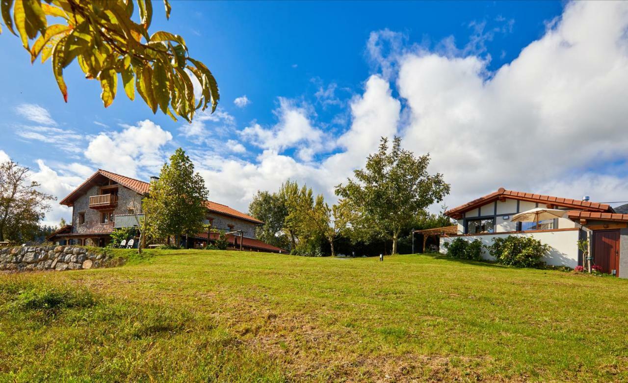 Urain Suites - Apartments At Flysch-Coast Zumaia Bagian luar foto